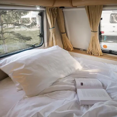 Nice Nite Campervans Phra Nakhon Si Ayutthaya Exterior photo